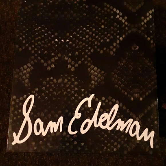 Sam Edelman - Picture 3 of 6